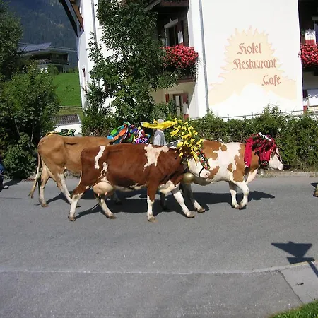 Апартаменты Haus Tirol *